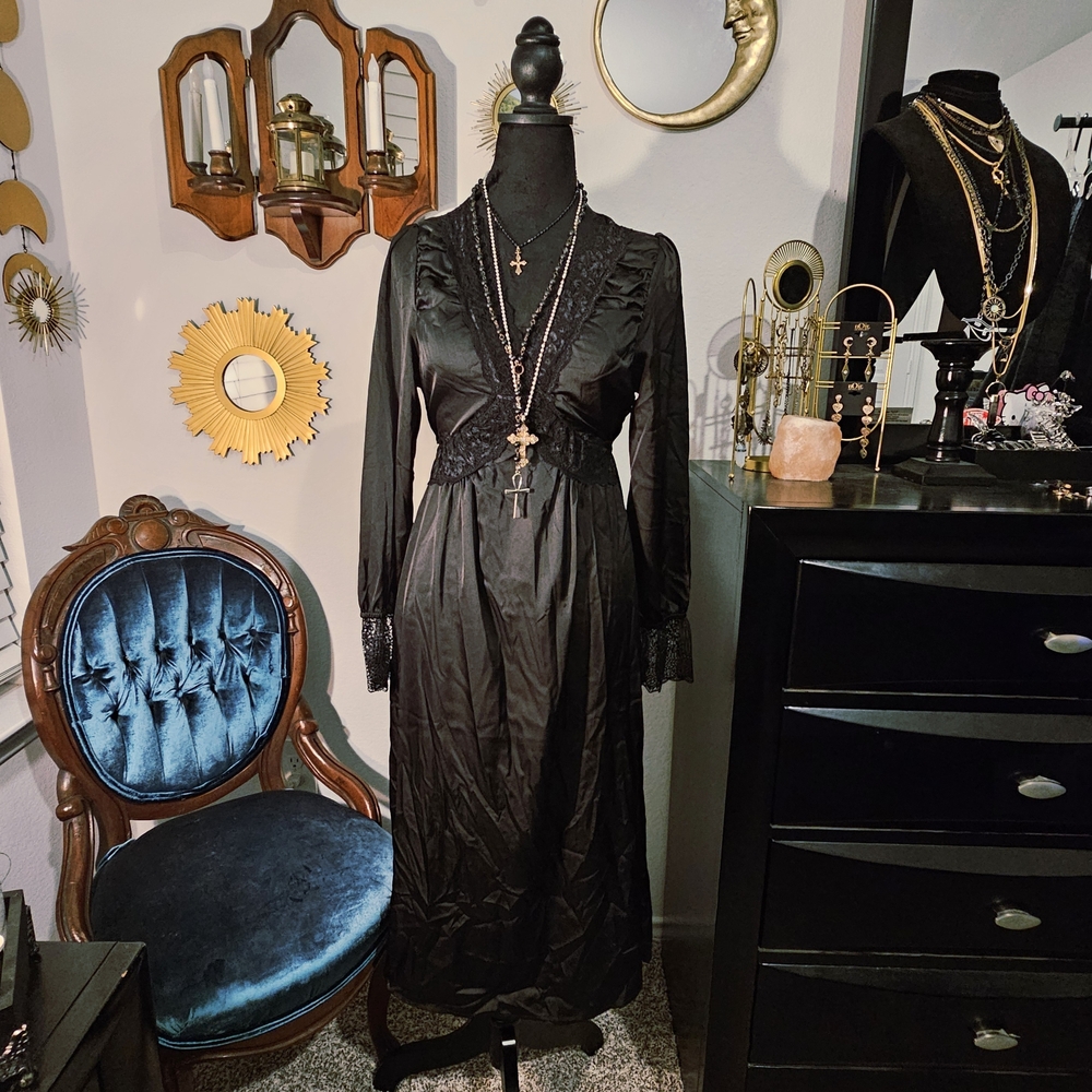 American Vintage Black Long Sleeve Dress